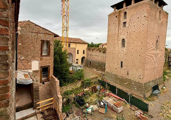 Cantieri imolesi, a settembre il silenzio. Cims sotto scudo, Rocca senza bilancio, Sesto in attesa: e il Comune?