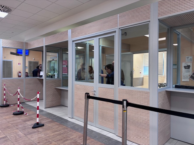 Pronto Soccorso di Imola: non un miglioramento per i pazienti, ma una gabbia blindata per gli operatori